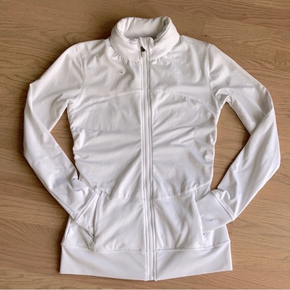 Like New Fabletics Kira Performance Jacket - Picture 2 of 11